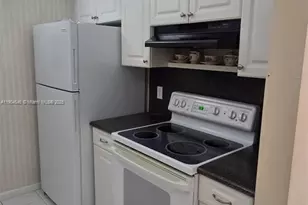 200 SW 132nd Way, Pembroke Pines, FL 33027 - Photo 15