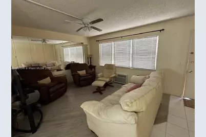 200 SW 132nd Way #212L, Pembroke Pines, FL 33027 - Photo 11