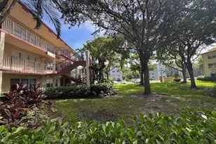 200 SW 132nd Way, Pembroke Pines, FL 33027 - Photo 5