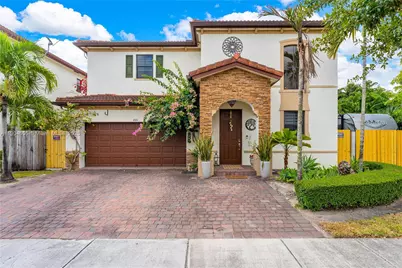 655 SE 37th Ter, Homestead, FL 33033 - Photo 1