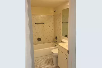 5640 SW 3rd Pl #110, Margate, FL 33068 - Photo 23