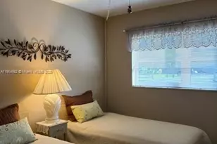 5300 Washington St, Hollywood, FL 33021 - Photo 9