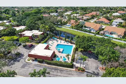 9927 NW 6th Pl, Plantation, FL 33324 - Photo 7