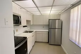 8261 SW 128th St, Pinecrest, FL 33156 - Photo 11