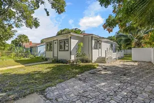 422 49th St, West Palm Beach, FL 33407 - Photo 7