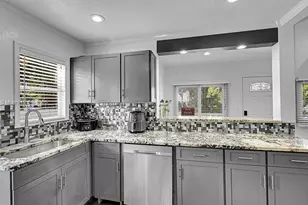 422 49th St, West Palm Beach, FL 33407 - Photo 3