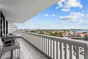 1000 W Island Blvd, Aventura, FL 33160 - Photo 17