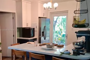 2431 Mayo St, Hollywood, FL 33020 - Photo 9