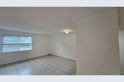 5501 NW 7th St #E216, Miami, FL 33126 - Photo 9