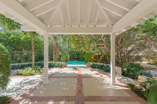 247 S Beach Rd, Jupiter Island, FL 33455 - Photo 25