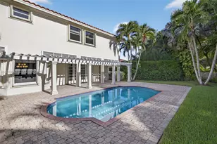 1781 Harbor Pointe Cir, Weston, FL 33327 - Photo 19