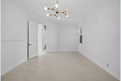 1781 Harbor Pointe Cir, Weston, FL 33327 - Photo 13