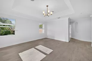 1781 Harbor Pointe Cir, Weston, FL 33327 - Photo 25