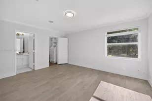 1781 Harbor Pointe Cir, Weston, FL 33327 - Photo 27