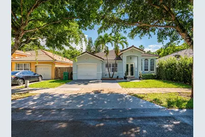 16332 SW 83rd Ln, Miami, FL 33193 - Photo 1