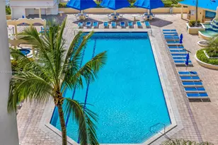 7601 E Treasure Dr, North Bay Village, FL 33141 - Photo 3