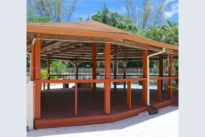 3910 Inverrary Blvd #703-B, Lauderhill, FL 33319 - Photo 11