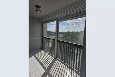 3910 Inverrary Blvd #703-B, Lauderhill, FL 33319 - Photo 3