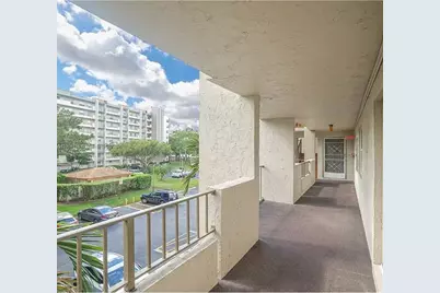 3910 Inverrary Blvd #703-B, Lauderhill, FL 33319 - Photo 31