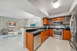 16699 Collins Ave, Sunny Isles Beach, FL 33160 - Photo 3