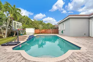 9067 NW 182nd Terrace, Hialeah, FL 33018 - Photo 31