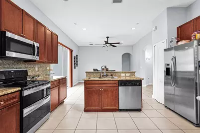 9067 NW 182nd Ter, Hialeah, FL 33018 - Photo 13