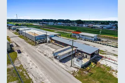 901 NW 9th St, Belle Glade, FL 33430 - Photo 7