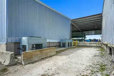 901 NW 9th St, Belle Glade, FL 33430 - Photo 35
