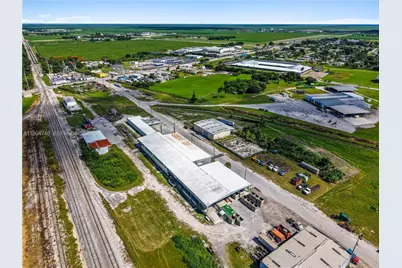 901 NW 9th St, Belle Glade, FL 33430 - Photo 13