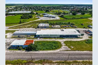 901 NW 9th St, Belle Glade, FL 33430 - Photo 23