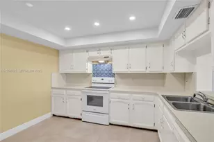 3200 N Port Royale Dr N, Fort Lauderdale, FL 33308 - Photo 3