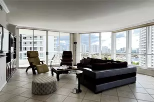 21150 Point Pl, Aventura, FL 33180 - Photo 35