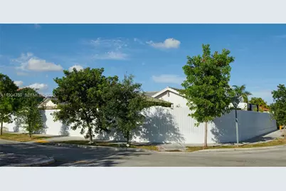 2980 SW 141st Ct, Miami, FL 33175 - Photo 3