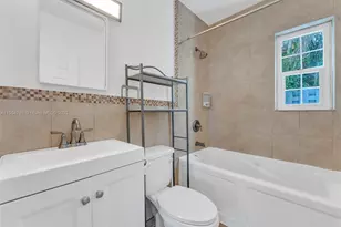 1639 Hayes St, Hollywood, FL 33020 - Photo 5