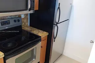 100 Lincoln Rd, Miami Beach, FL 33139 - Photo 7