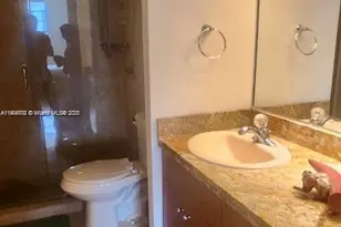 100 Lincoln Rd, Miami Beach, FL 33139 - Photo 27