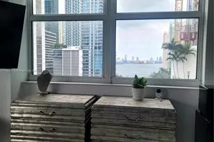 31 SE 5th St, Miami, FL 33131 - Photo 7