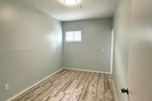 820 15th St, Miami Beach, FL 33139 - Photo 5