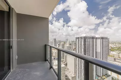 159 NE 6th St #3404, Miami, FL 33132 - Photo 29