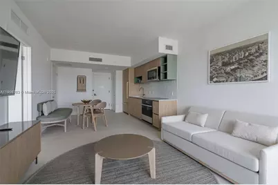 159 NE 6th St #3404, Miami, FL 33132 - Photo 3