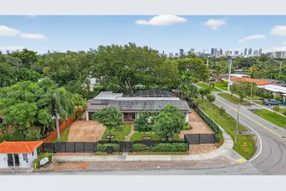19901 NE 21st Ave, Miami, FL 33179 - Photo 39