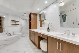 3370 Hidden Bay Dr, Aventura, FL 33180 - Photo 25