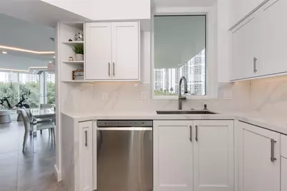 3370 Hidden Bay Dr #303, Aventura, FL 33180 - Photo 17