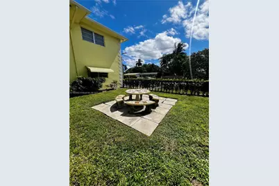 1501 E Arthur St #9, Hollywood, FL 33020 - Photo 19