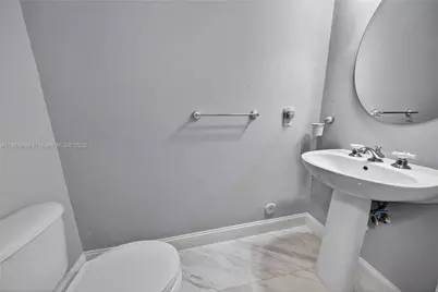 2801 Coral Shores Dr, Fort Lauderdale, FL 33306 - Photo 23