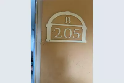 18101 NW 68th Ave #B205, Hialeah, FL 33015 - Photo 17