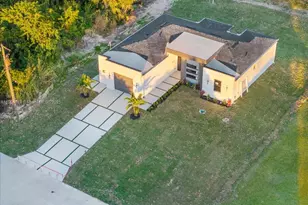 702 Irving Ave N, Lehigh Acres, FL 33971 - Photo 29