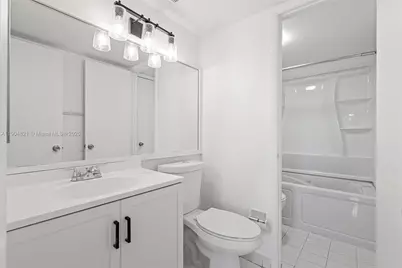 330 W Park Dr #203-10, Miami, FL 33172 - Photo 17