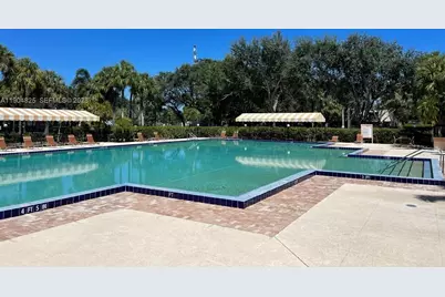 157 Heritage Way, West Palm Beach, FL 33407 - Photo 7