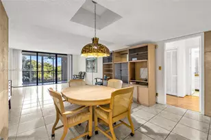 16300 Golf Club Rd, Weston, FL 33326 - Photo 13